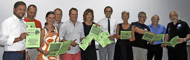 Das Vogtsburger Ferienprogramm stellte...(Siebter von links) in Achkarren vor.   | Foto: Herbert Trogus