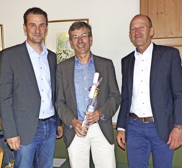 Verabschiedung von Rektor Henning Zill...hausen, Christian Behringer (rechts).   | Foto: Elisabeth Baumeister
