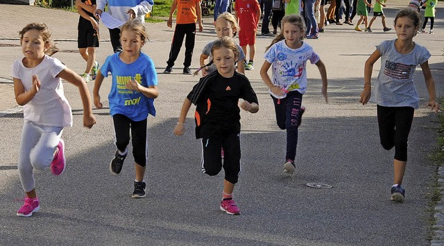 Zahlreiche Kinder waren beim Lauf am Start.   | Foto: Hans-Walter Mark