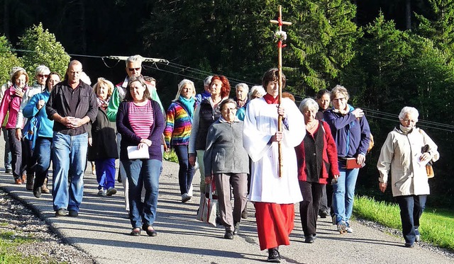 Dem Himmel  nahe fhlten sich Frauen und Mnner bei der  Anna-Wallfahrt    | Foto: Hofmeier