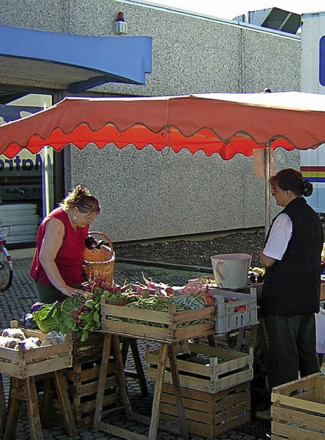 Der Wochenmarkt im Stadtteil Brkle-Bleiche.   | Foto: Gerhard Walser