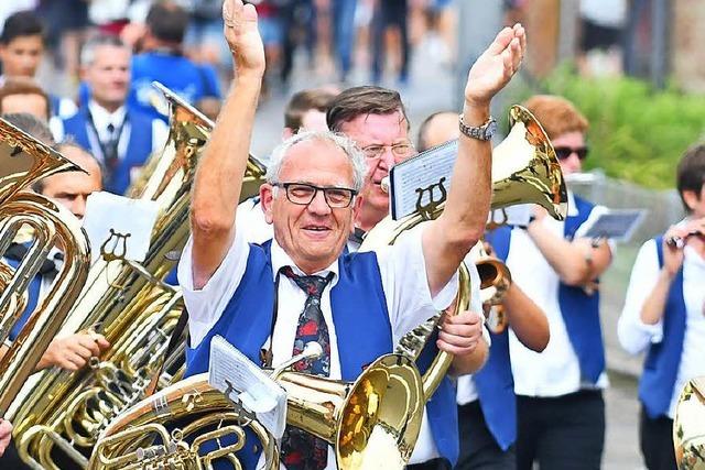 Fotos: Festumzug des MV Ottenheim zur 125-Jahr-Feier