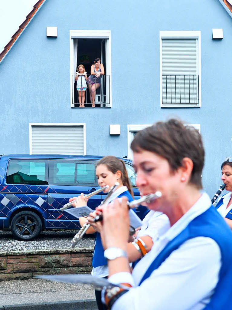 Die 125-Jahr-Feier des MV Ottenheim krnte ein bunter Festumzug durch das Dorf.