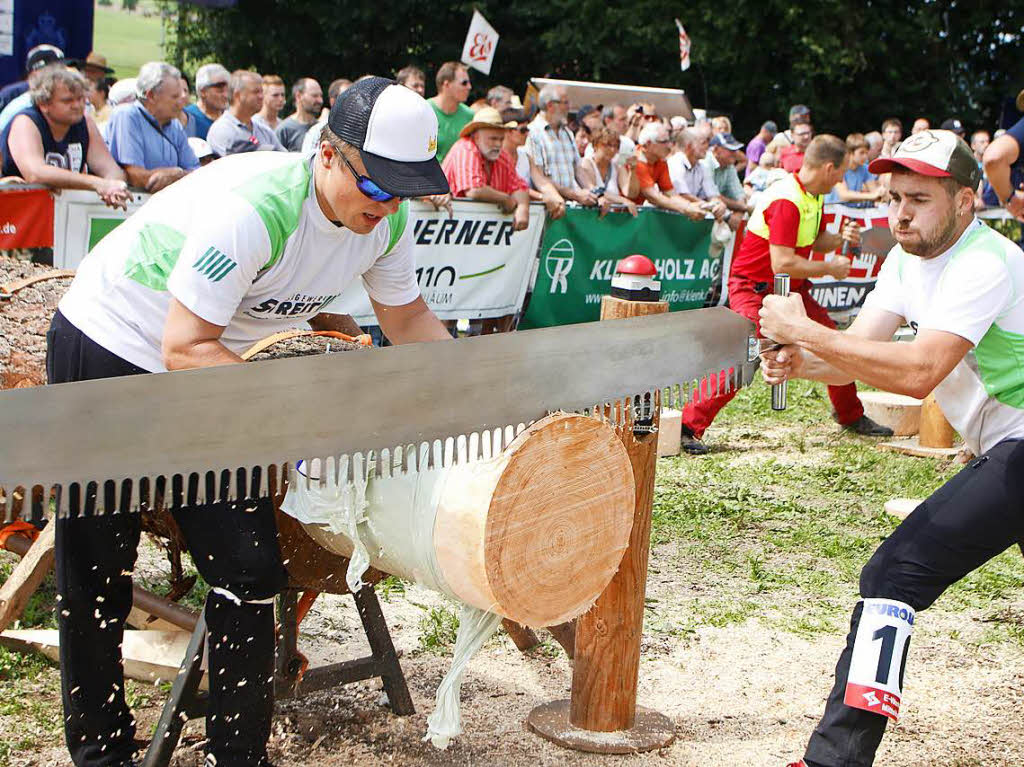 Bei den Internationalen Schwarzwlder Holzfllermeisterschaften und dem deutschen Eurojack-Wettkampf flogen die Spne.<?fett?>
<?_fett?>

