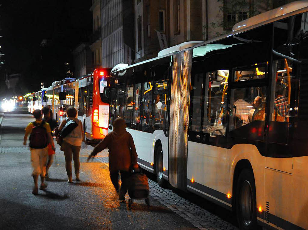Noch spt in der Nacht wurden die Ersatzbusse nach Orschweier genutzt.