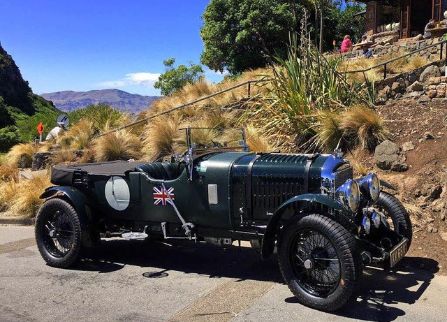 Der Bentley aus dem Jahr 1928 des Basl... elften Schauinsland Klassik des ADAC.  | Foto: ADAC Sdbaden