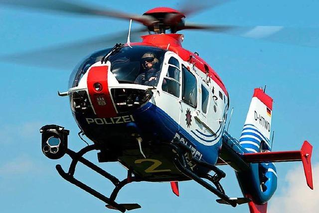 Beziehungsstreit lst Groeinsatz mit Hubschrauber und Suchhunden bei Rheinau aus