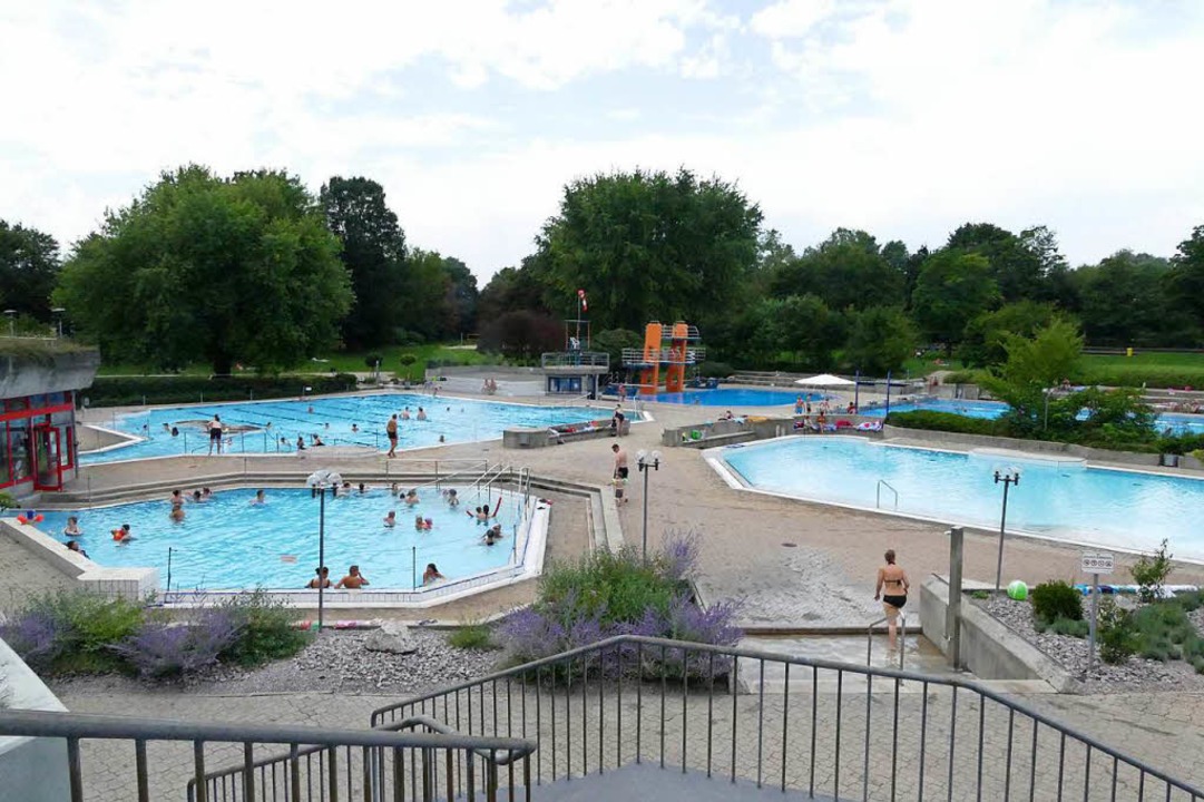 Spannung im und ums Rheinfelder Freibad Rheinfelden Badische Zeitung