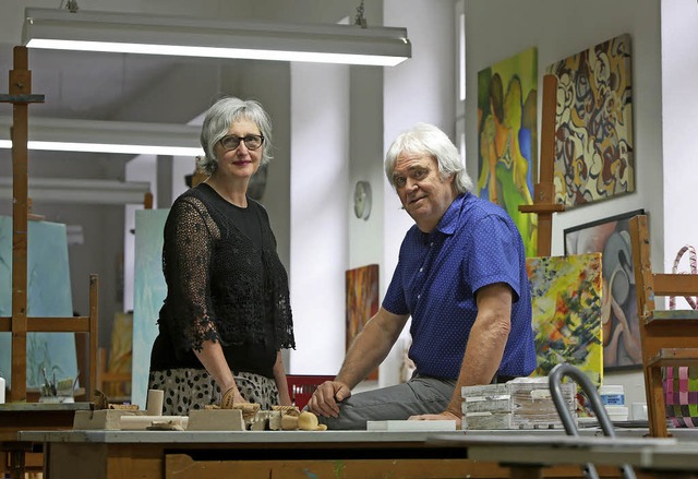 Franzjoseph Held und seine Frau  Ingrid Benner-Held in ihrer Akademie  | Foto: CHRISTOPH BREITHAUPT