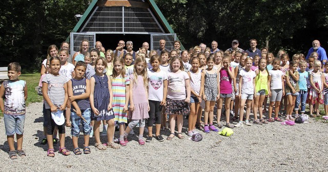 Zum Dank fr die bereits mehrjhrige m... Grillen an die Engelhtte eingeladen.  | Foto: Verein