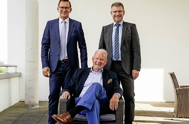 Prsident Duschan Gert (links) und Rai...and, zusammen mit Jo Schraeder (vorne)  | Foto: Patrick von Au