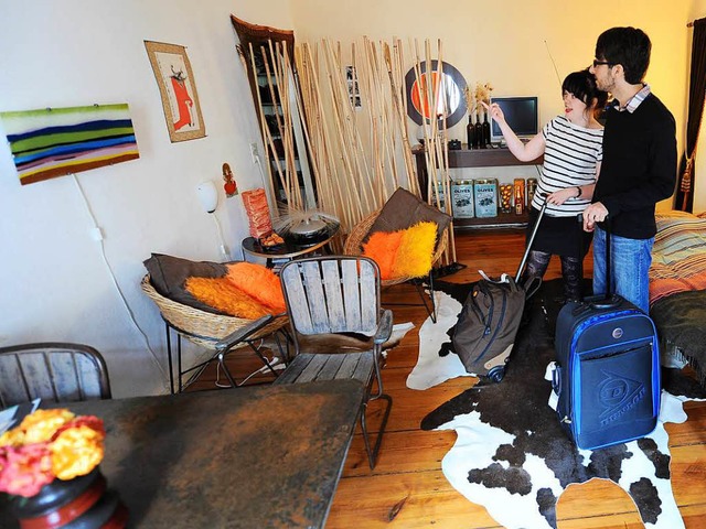 Gedacht war Airbnb fr Privatleute, di...knappen Wohnraums scharf im Blick halt  | Foto: Jens Kalaene