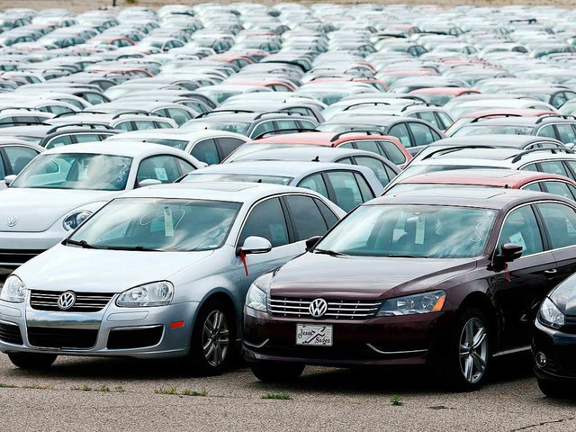 Diesel-Autos von VW in den USA, die VW...ufriedenen Kunden zurckkaufen musste.  | Foto: AFP