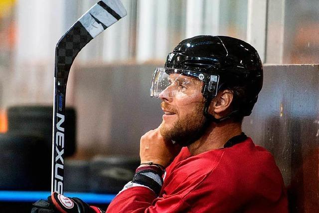 Fotos: ffentliches Training des EHC auf dem Eis