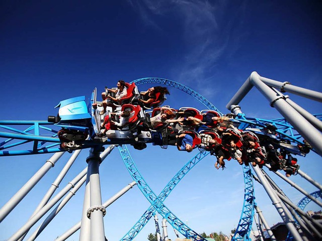 Die Blue-Fire-Achterbahn im Europa-Park  | Foto: Europa-Park