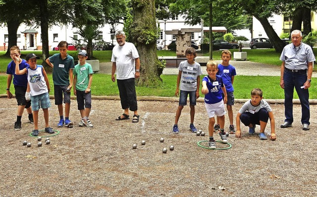 Das richtige Timing finden,  acht Kinder versuchten es.   | Foto: Jutta Beckmann