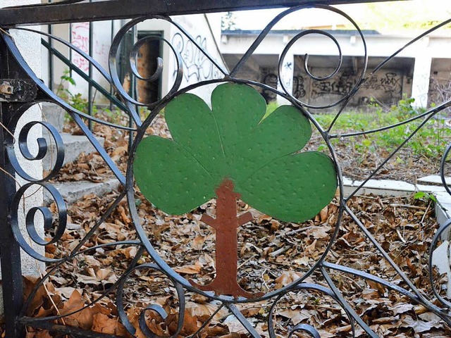 Einer der bekanntesten Denzlinger Leer...as Gasthaus &#8222;Grner Baum&#8220;.  | Foto: max Schuler