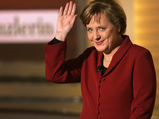 Bundeskanzlerin Angela Merkel am 11. D...005! Menschen, Bilder, Emotionen&quot;  | Foto: dpa