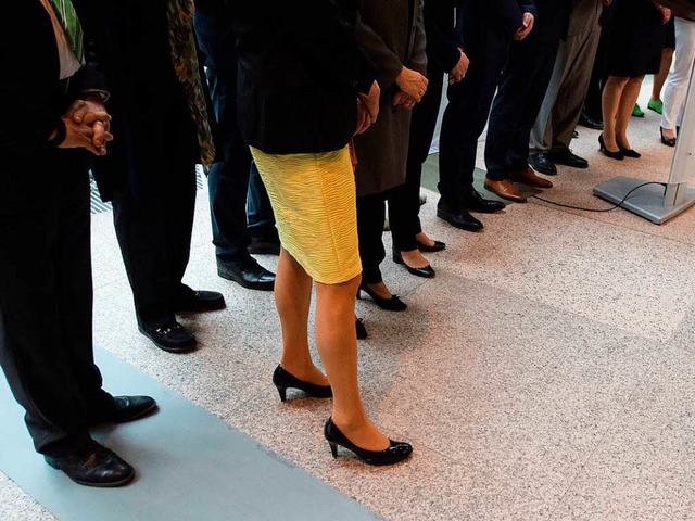 Viele Landtagspolitikerinnen monieren,...d Familienthemen verschleppt werden.    | Foto: dpa