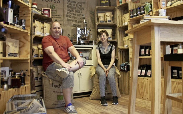 Oliver Wagenfhrer und Katja Kuckes in ihrem Laden.   | Foto: Erika Sieberts