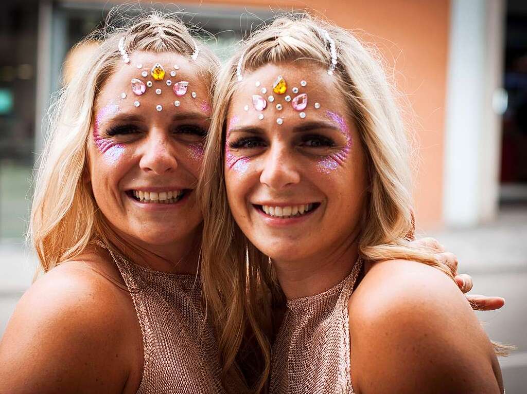 Bund, schrill und trotzdem Schweiz: Die Streetparade in Zrich.