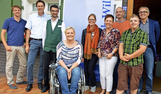 Landes-Behindertenbeauftragte Stephani...chwerer (von links) informiert wurde.   | Foto: Gerhard Lck