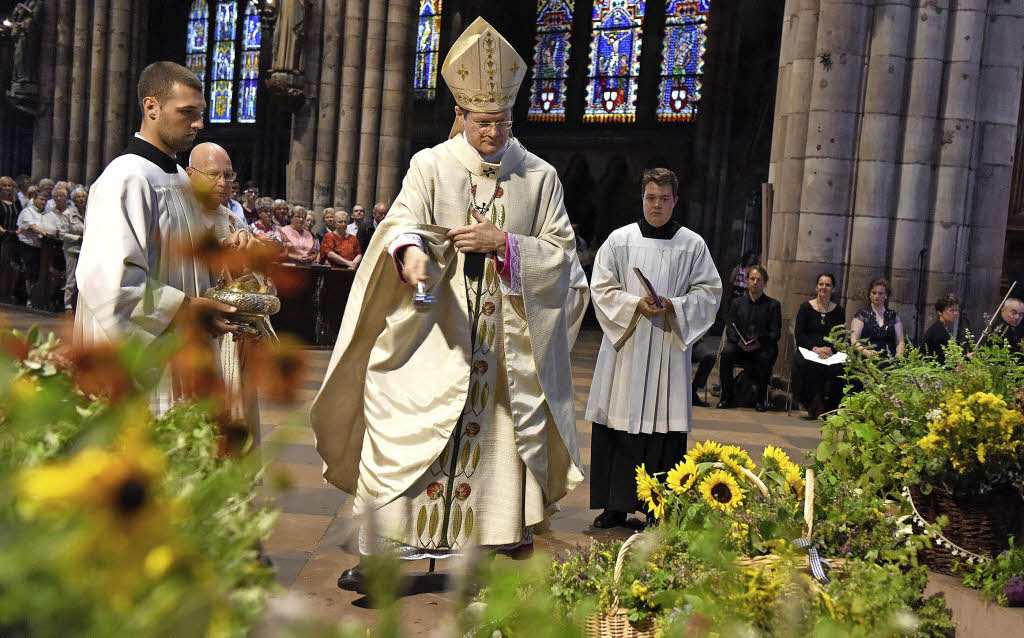 Kräuterweihe zu Mariä Himmelfahrt Freiburg Badische Zeitung