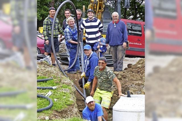 Der Sportplatz wird verbreitert