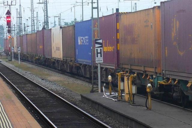 Güterverkehrshölle: Schweizer Firmen in der Bredouille