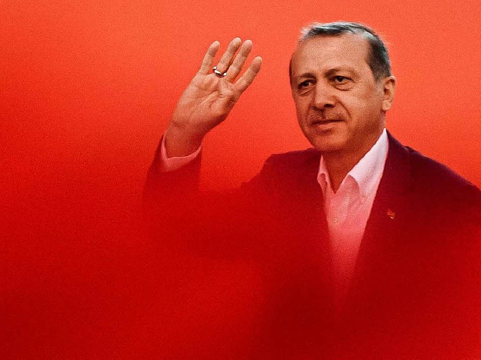 Prasident Erdogan Sie Sind Alle Feinde Der Turkei Deutschland Badische Zeitung
