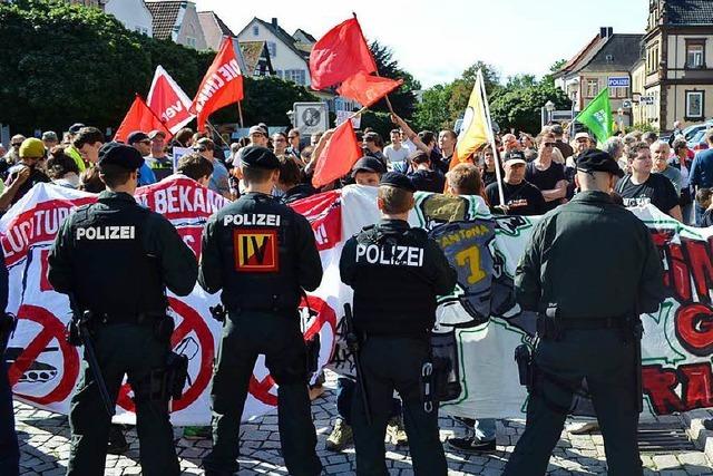 AfD-Demo in Offenburg trifft auf doppelt so viele Gegendemonstranten