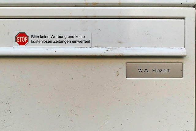 Mozart lebt in Freiburg &#8211; und er mag keine Werbung.  | Foto: Paula Khn