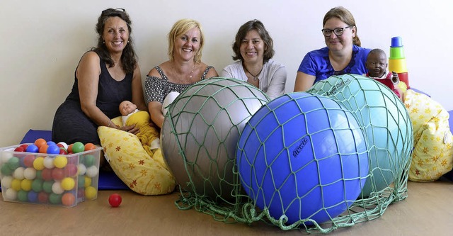 Barbara Weigl, Claudia Uhler, Christin...lischer Frauen helfen jungen Mttern.   | Foto: Ingo Schneider