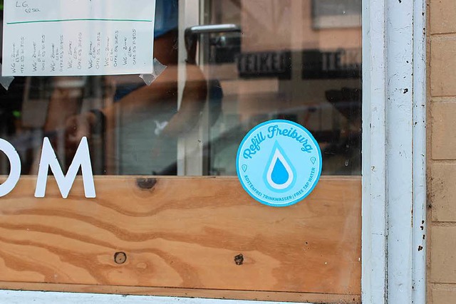 Hier gibt es kostenloses Trinkwasser zum Nachfllen.  | Foto: Anna-Lena Grner