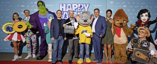 Die &#8222;Happy Family&#8220;- Figure...her bei der Auffhrung im Europa-Park   | Foto: Europa-Park