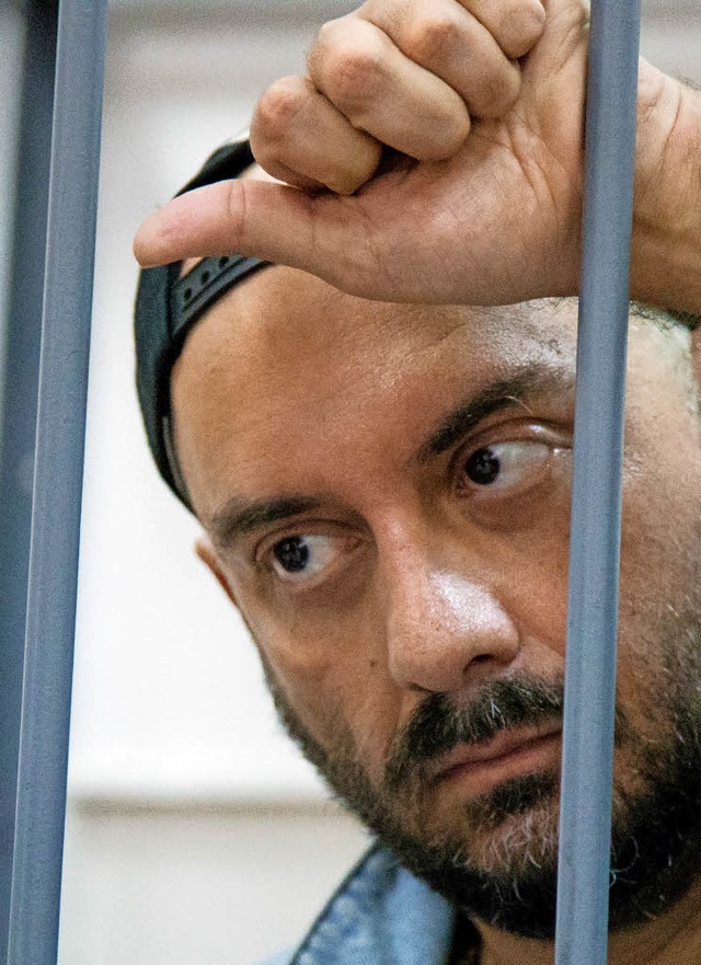 Kirill  Serebrennikow &#8211; am Mittwoch hinter russischen Gitterstben  | Foto: dpa