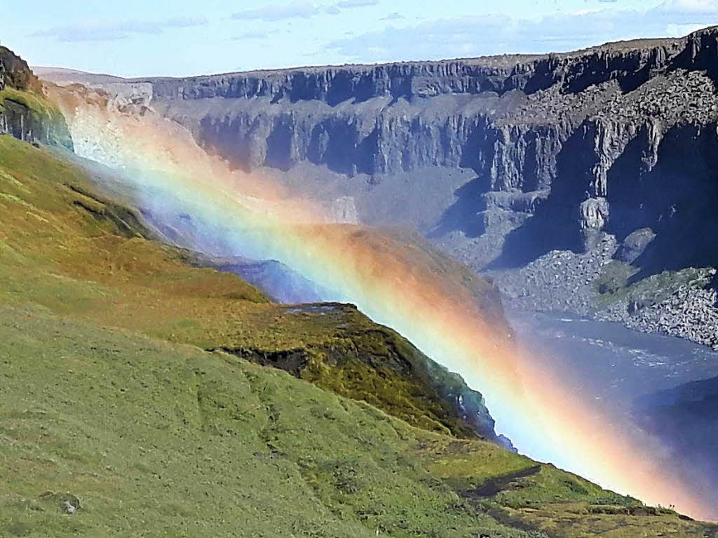 Den Regenbogen  hat Inge Burger in  Island entdeckt.