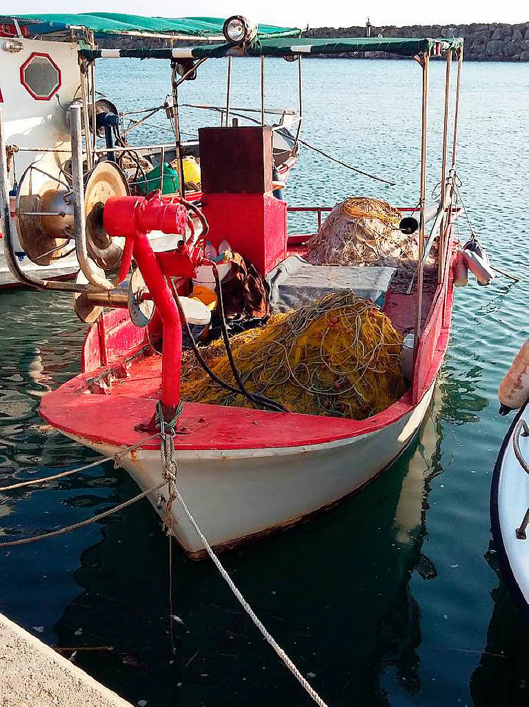 Ein Fischerboot  in Griechenland, gesehen von  Lucas Hassur (12 Jahre) aus Kappel-Grafenhausen.