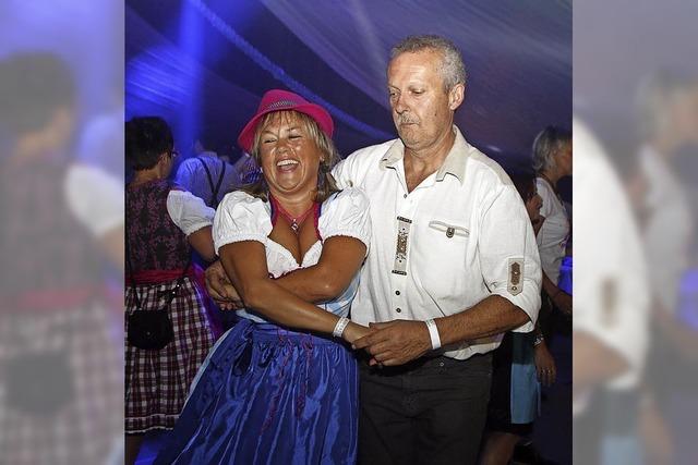 Wieder Gaudi im Dirndl und in Lederhosen