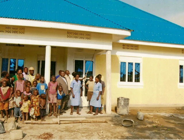 Dank der Spenden aus Bad Sckingen kon...er ugandischen Dizese Kasese bauen.    | Foto: Privat
