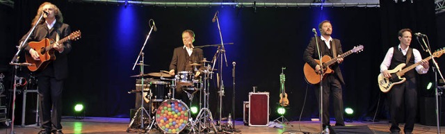 Mit  origineller  Music Comedy sorgte ...ngsvollen  Abend  im Weinstetter  Hof   | Foto: Ingeborg Grziwa