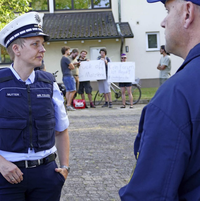 Kein Problem fr die Polizei war die  Gegendemonstration.   | Foto: SENF