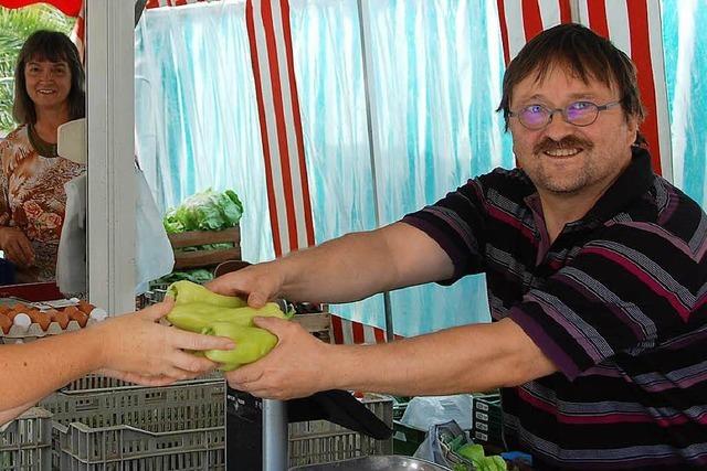 Ein Tag als Praktikant am Gemüsestand auf dem Markt in Weil am Rhein
