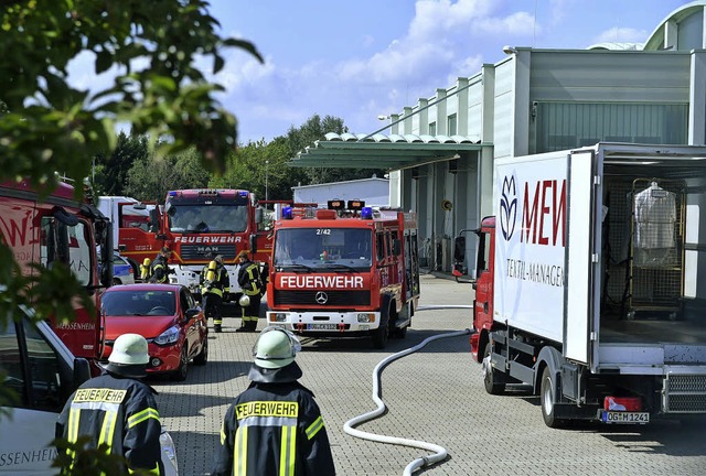 Groes Aufgebot, aber keinen Schaden v...ein Bedienungsfehler an einer Anlage.   | Foto: Wolfgang Knstle