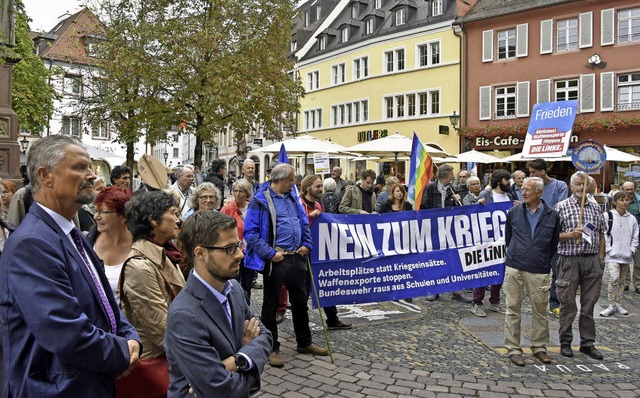 Kundgebung zum Antikriegstag auf dem Rathausplatz  | Foto: M. Bamberger
