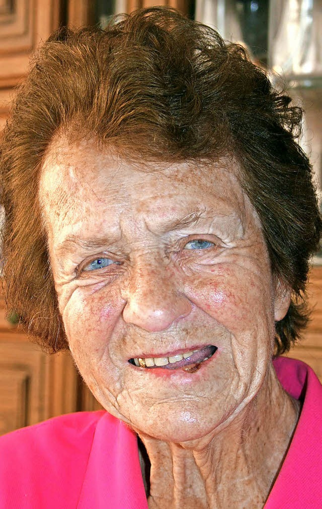 Erika Mogel feiert  heute ihren 90. Geburtstag.   | Foto: Lacher