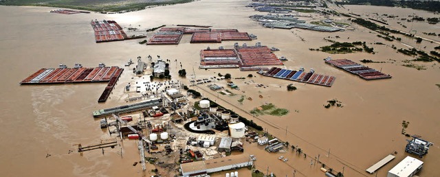 Wasser ohne Ende auf der Burnet Bay bei Houston    | Foto: Herrmann/DPA