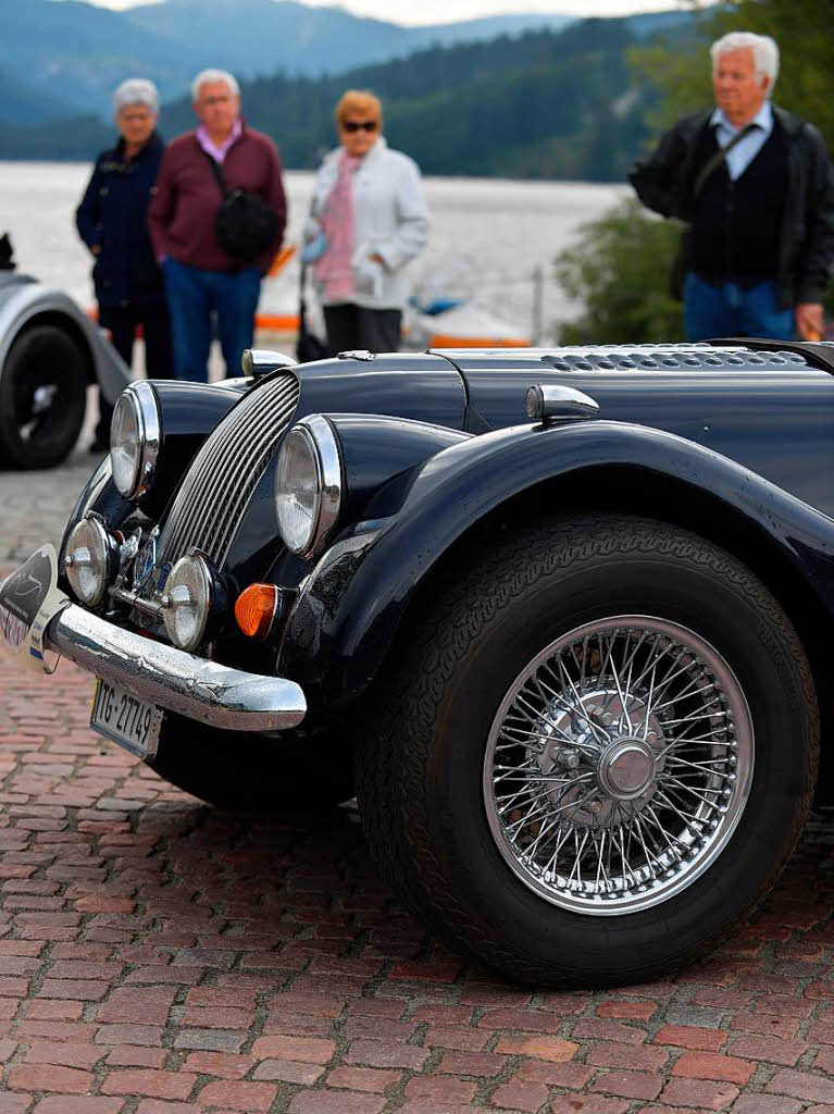 Schn anzusehen die Form und die Details der Morgan Sportwagen aus alter und neuer Zeit