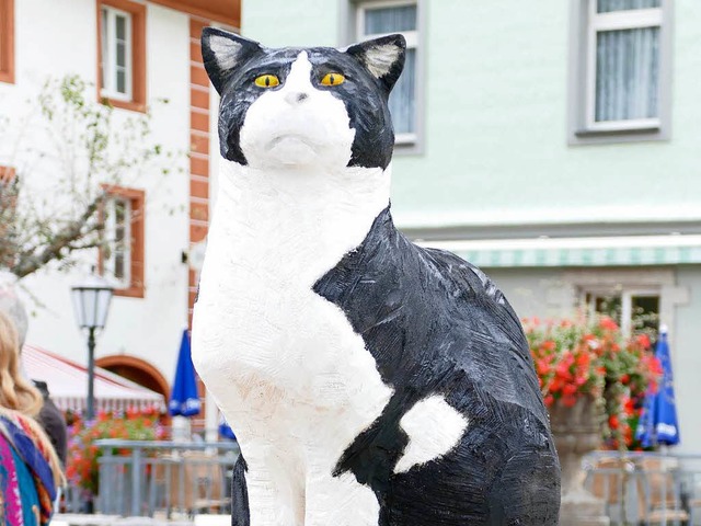 &#8222;Stadtkater Felix&#8220; erzielt... hchste  Summe von allen Kunstwerken.  | Foto: Claudia Renk