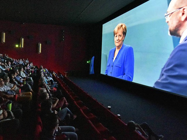 Das TV-Duell stie in Freiburg auf reges Interesse.  | Foto: Michael Bamberger